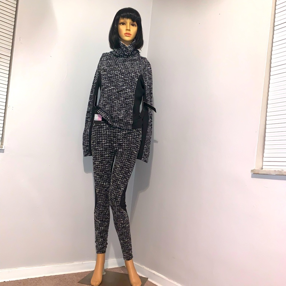 NWT Nike Pro Advanced Performance Set